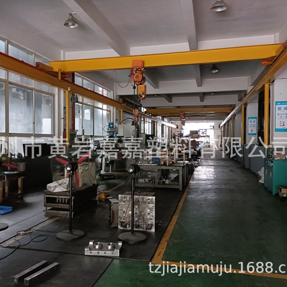 电动车塑料件支架生产模具制作.电动车塑料加工模具制造