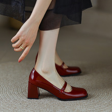 方頭瑪麗珍鞋女2022春夏季新款淺口高跟鞋粗跟單鞋酒紅色牛皮鞋子