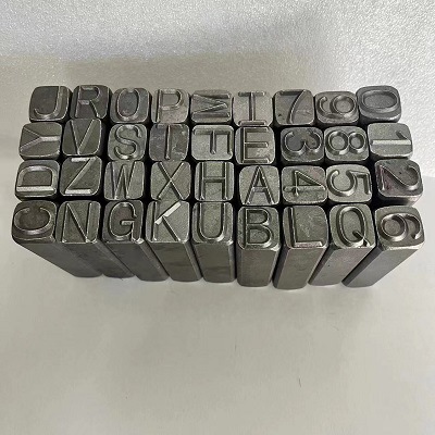 손으로 두드리는 강철 스탬핑 코드 스탬핑 글꼴 디지털 강철 스탬핑 조합 0-10MM