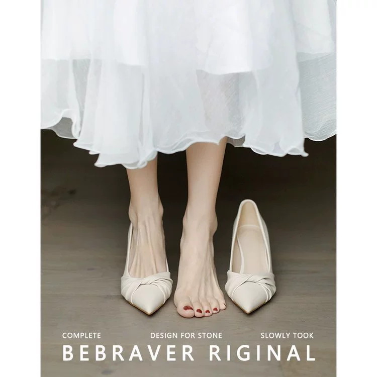 Женские туфли на высоком каблуке маленького размера, новинка 2023 года, универсальные остроносые нежные Туфли-Ципао, профессиональная рабочая обувь для этикета