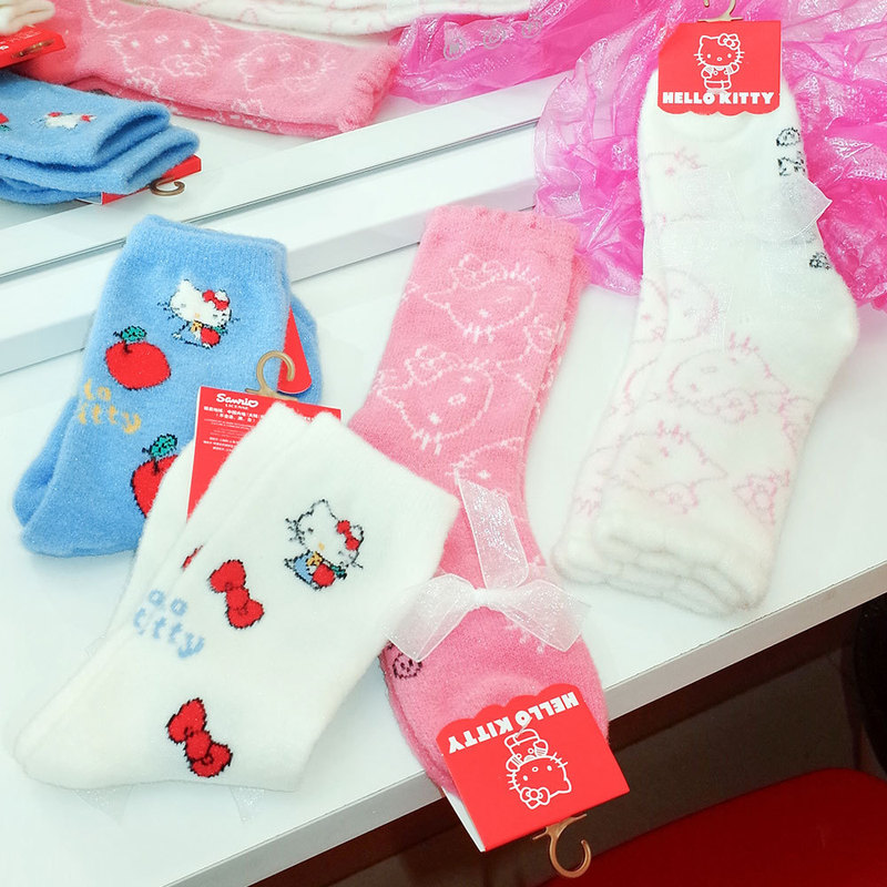 珊瑚绒袜子女中筒袜冬季加厚保暖地板袜可爱hellokitty家居睡眠袜|undefined