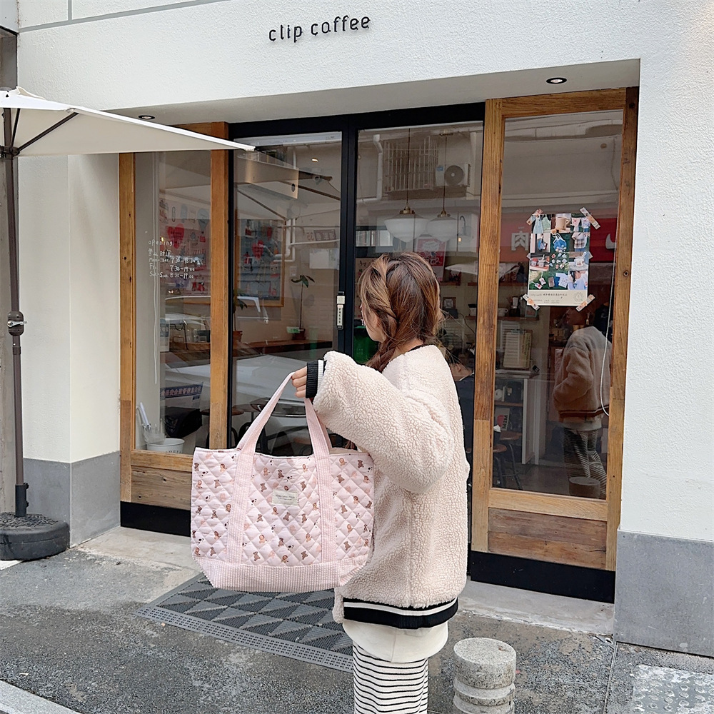 310263 Cute Handbag for Women 2023 Mommy Bag, Bento Bag, Large Capacity quilted cotton-padded hand-held Commuter bag undefined