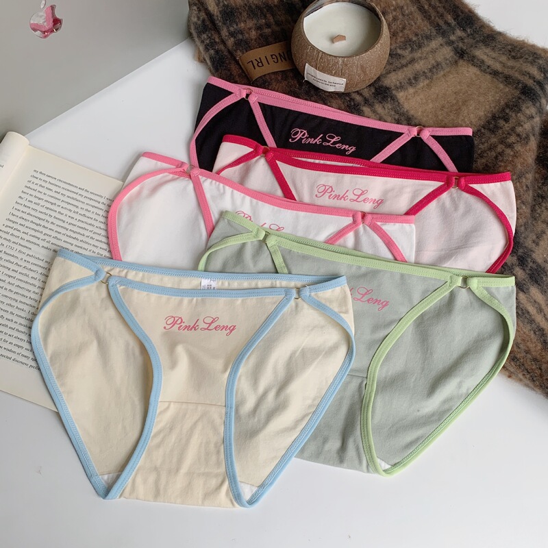 Sweet Dopamine Girl Cotton Underwear Pure Cotton Crotch Girls Low Waist 2024 New Sexy Pure Desire Triangle Shorts