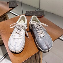 �W��վXJŮЬ26�����r�з�ֺܛ�^��ţƤ�A�^ϵ�����e���mС�װ�Ь