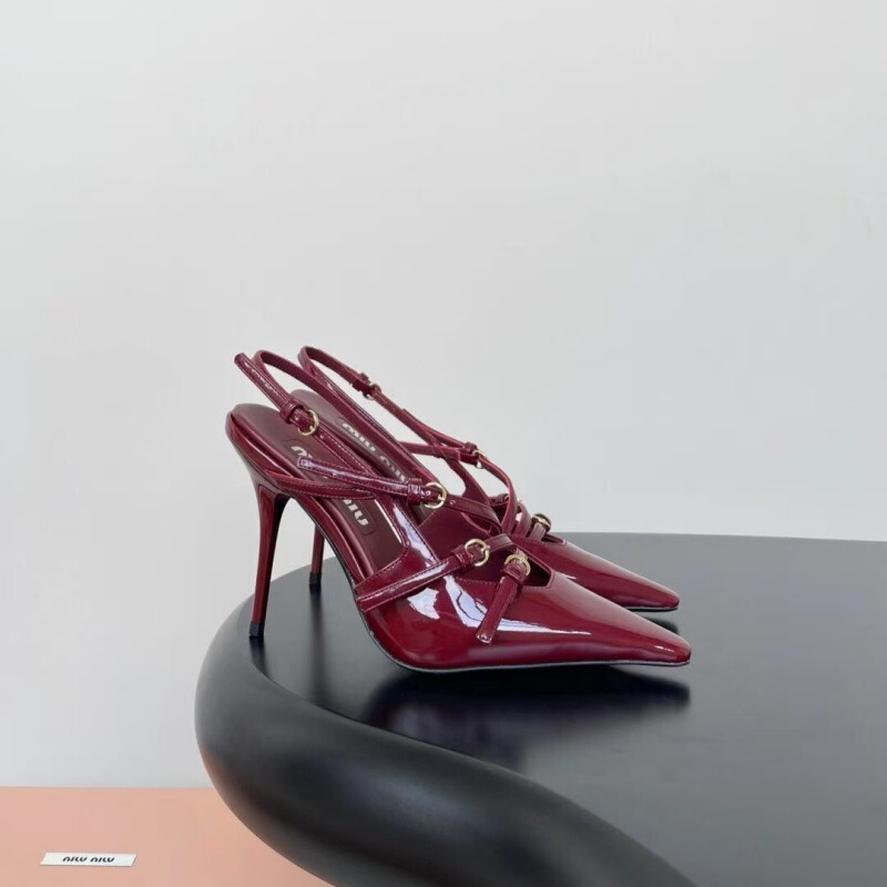 女性用朝ハイヒール、新作フレンチスリムミディアム2025miu春夏キャットヒールつま先サンダル、ポインテッドトゥヒール|undefined
