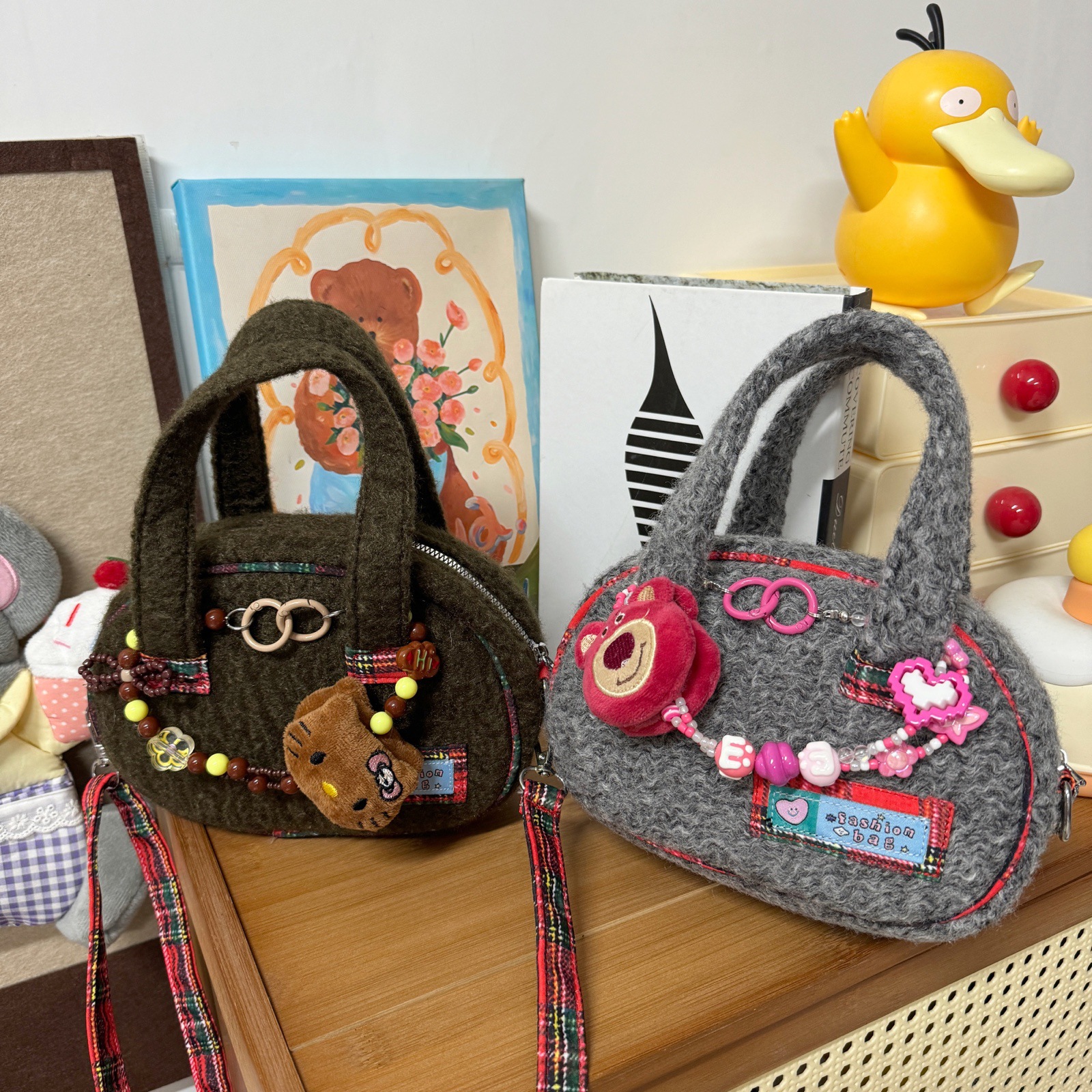 La versión coreana de la niña de invierno 2024 nuevo bolso de lana, bolso de hombro de lana de estilo extranjero.