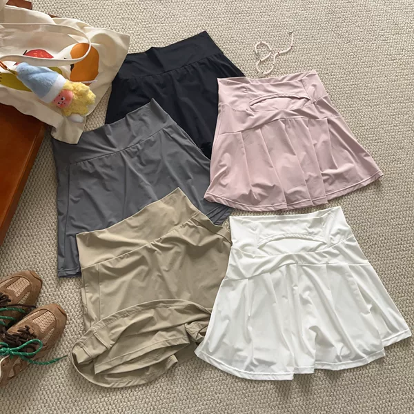 Quick-dry casual sports skirt for women, summer cool-feel, high-elasticity, lined, anti-exposure short skirt for fitness, yoga, and tennis