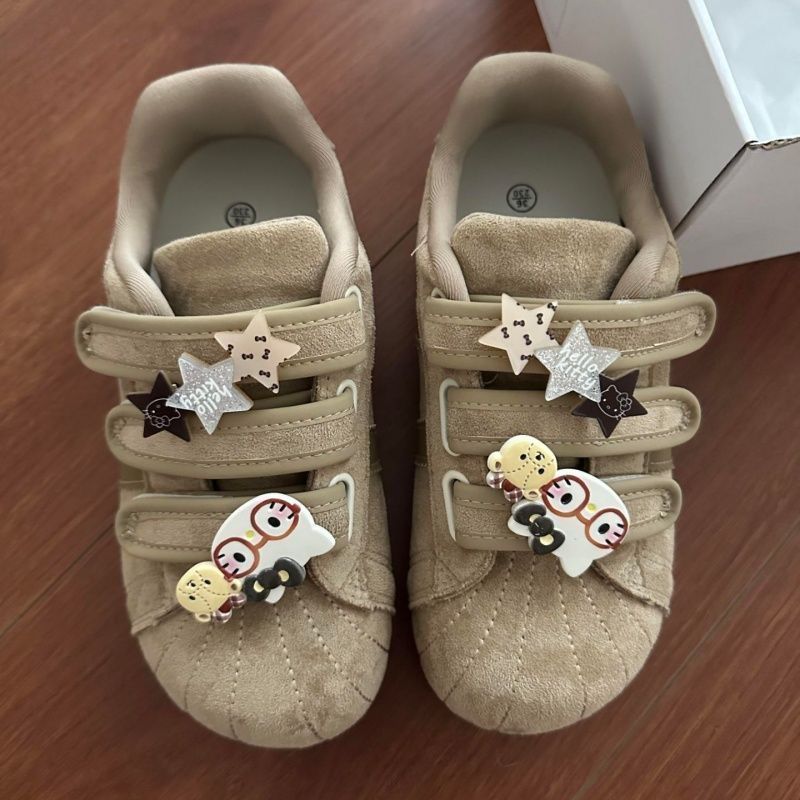 2026 primavera y otoño nuevo estilo bonito gran cabeza marrón zapatos de entrenamiento alemán cómodos de suela delgada nicho universal zapatos de skate retro mujeres