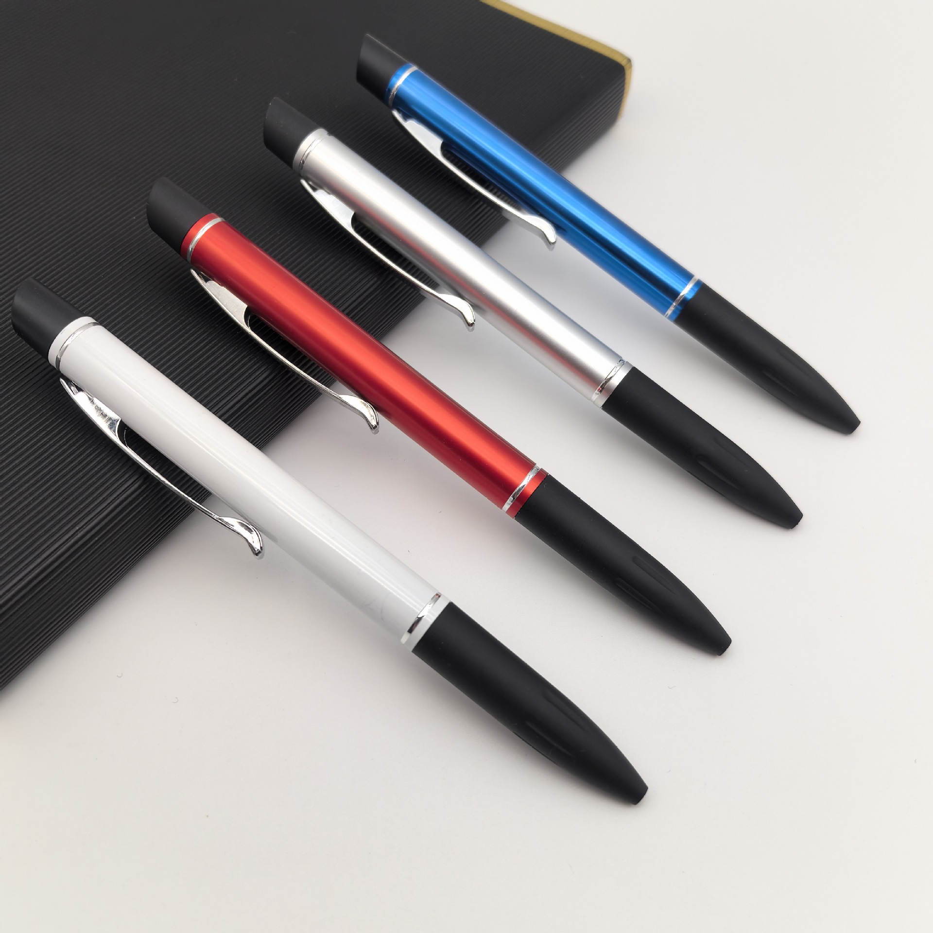 Nuevo mango de bolígrafo de metal de aluminio con bolígrafo de papel de regalo de publicidad con bolígrafo combinado se puede imprimir