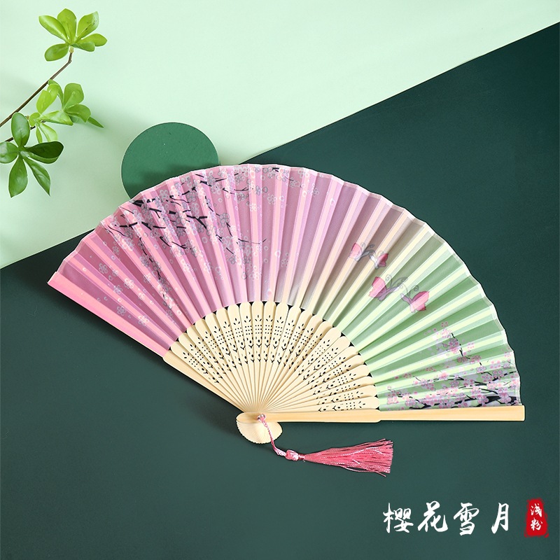 Ventilador plegable de estilo chino de verano estilo antiguo de alta gama Hanfu cheongsam abanico chino abanico de baile plegable para niños abanico de bambú