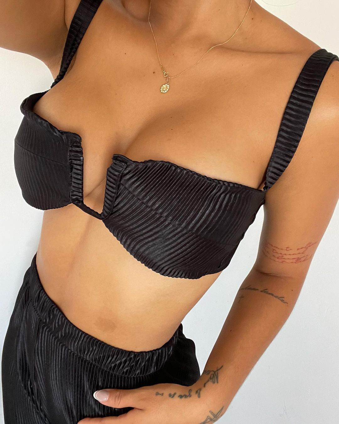 Traje de dos piezas para mujer, primavera y verano, con tirantes finos, espalda descubierta, informal, con pantalones rectos