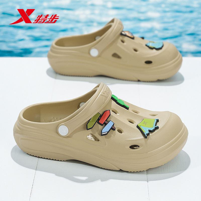 Xtep 本物のカップル下駄男性と女性のための同じスタイル DIY ビーチシューズ 2025 夏通気性アウターウェア包頭サンダル|undefined