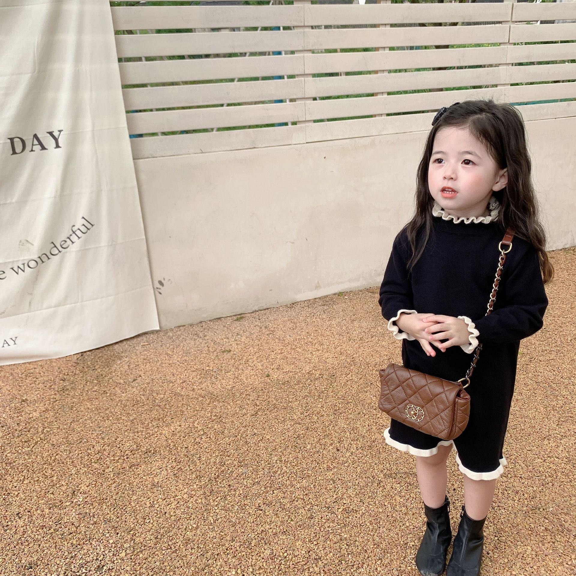 Girls Hepburn syle dress auumn and winer new children's Korean version swee lace sweaer skir baby long boom_voghion.com