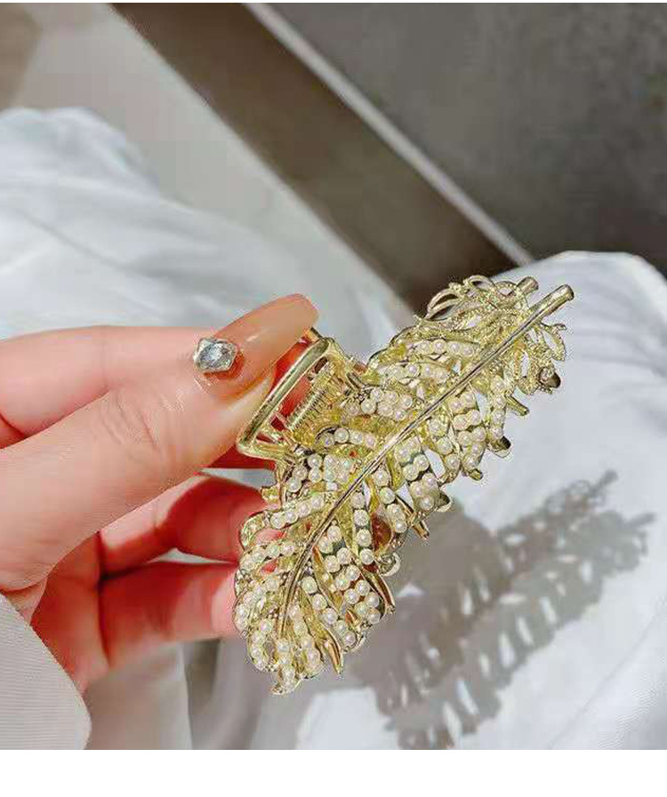 35g Weight Hair Claws Hair Accessories Type 1 Piece Quantity Casual, Date, Shopping Occasion Alloy Material Vintage Style Classic Style Women's Leaves Alloy Hair Claws