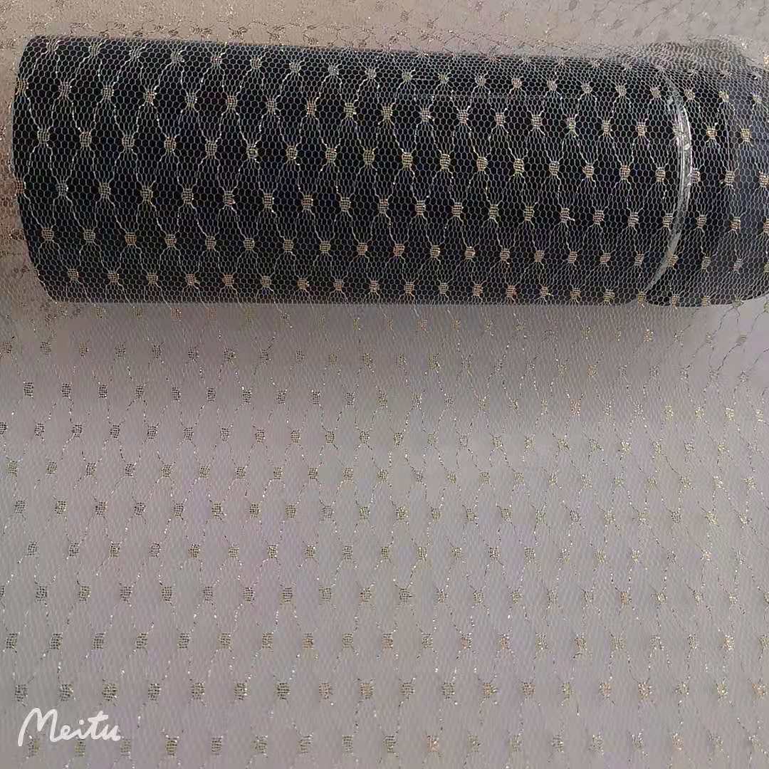 【厂家直销】锦纶无弹透薄金银丝菱形小圆点提花网纱 裙装等面料