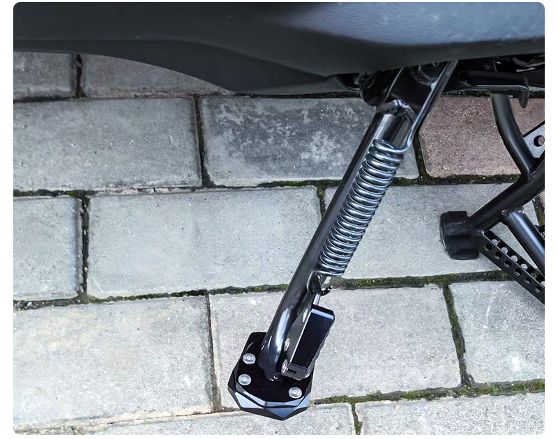 Suitable for Yamaha Xmax125 250 300 Modified Aluminum Alloy Side Support Enlarged Seat Side Kickstand Enlarged Pad