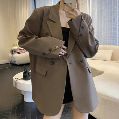 高级感咖色小个子西装外套女早春秋装新款韩版宽松休闲绿色西服潮