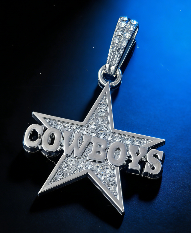 Lujo ligero de diamante completo colgante COWBOYS cadena cubana personalidad de moda cool pareja colgante hip hop personalizado