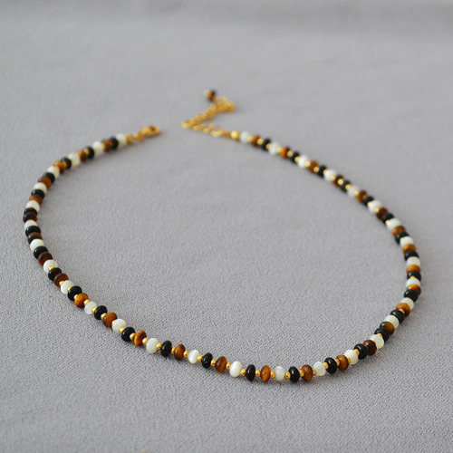 Murdered Western and European Blogger Style Tiger Eye Mother of Pearl and Black Onyx Bead Chain Necklace Clasp Chain Elegant Retro