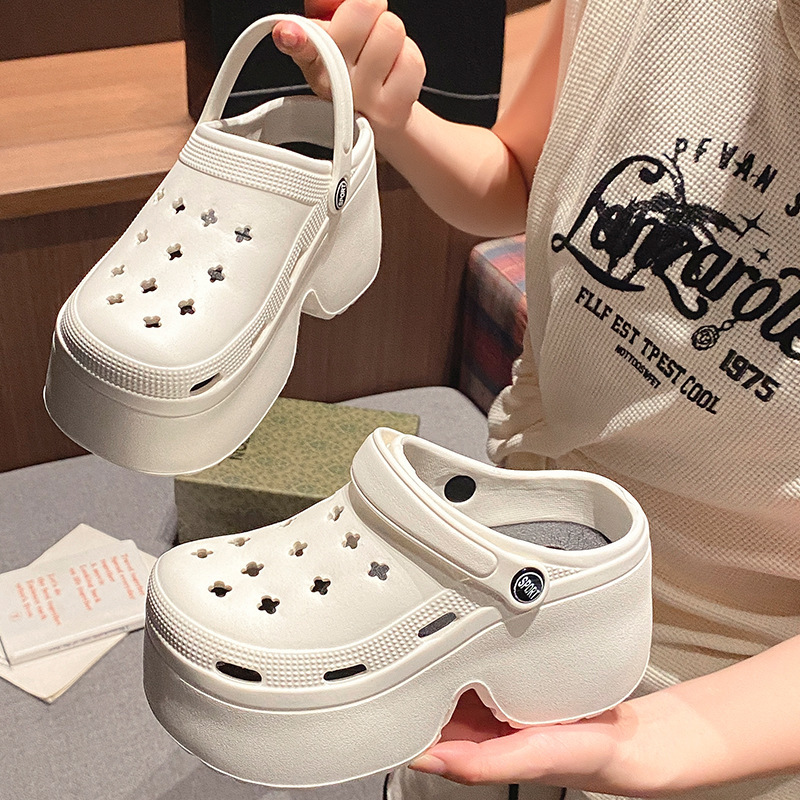 卸売りの新型の厚い底の穴の靴の女性の滑り止めの砂浜は高くなります。|undefined