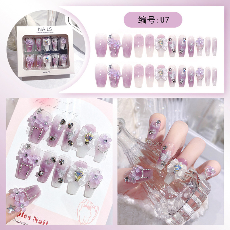 手作りのネイルは甲の完成品の高級な純粋な風の爪の貼る製品を身につけます。|undefined