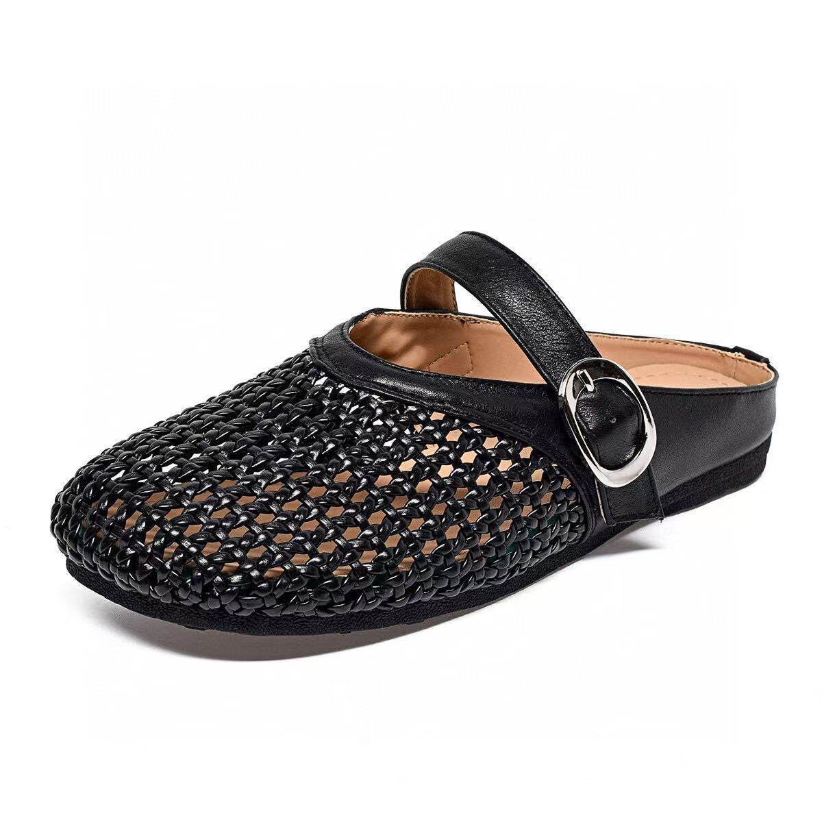Dép sandal nữ da thật mũi tròn đan rỗng gót thấp chống trượt — màu be