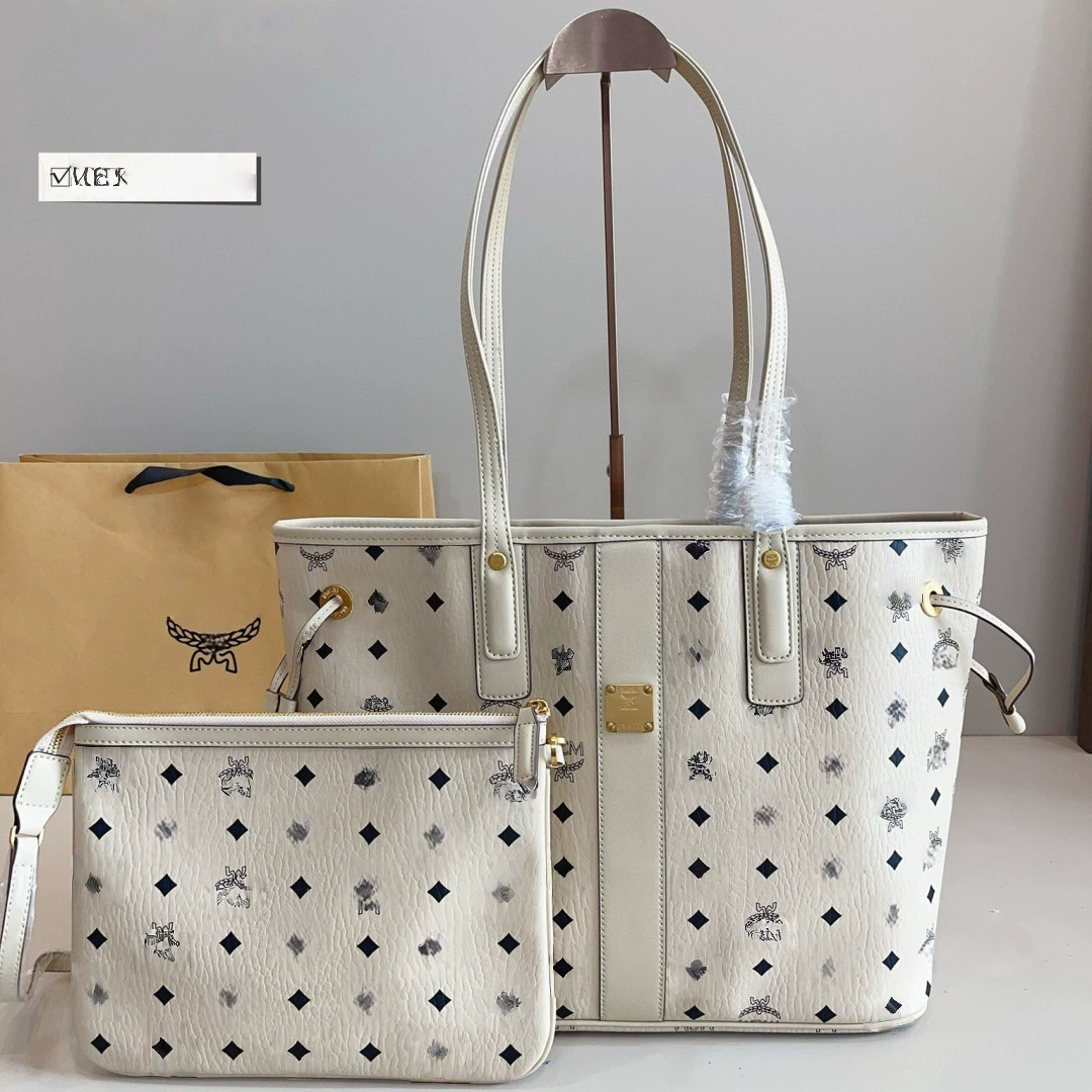 Quality capacious shopping bag, genuine leather