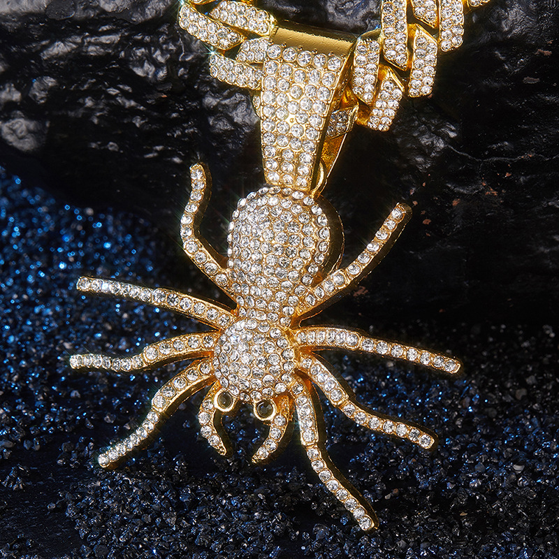 Full Diamond Spider Necklace Hip Hop Pendant For Men And Women_voghion.com