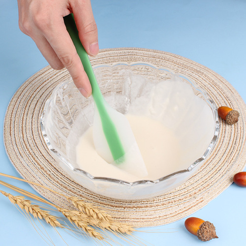 Silicone Scraper, Integrated Semi-Transparent Silicone Small Scraper, Cake and Butter Frosting Knife, Food Grade FDA Factory