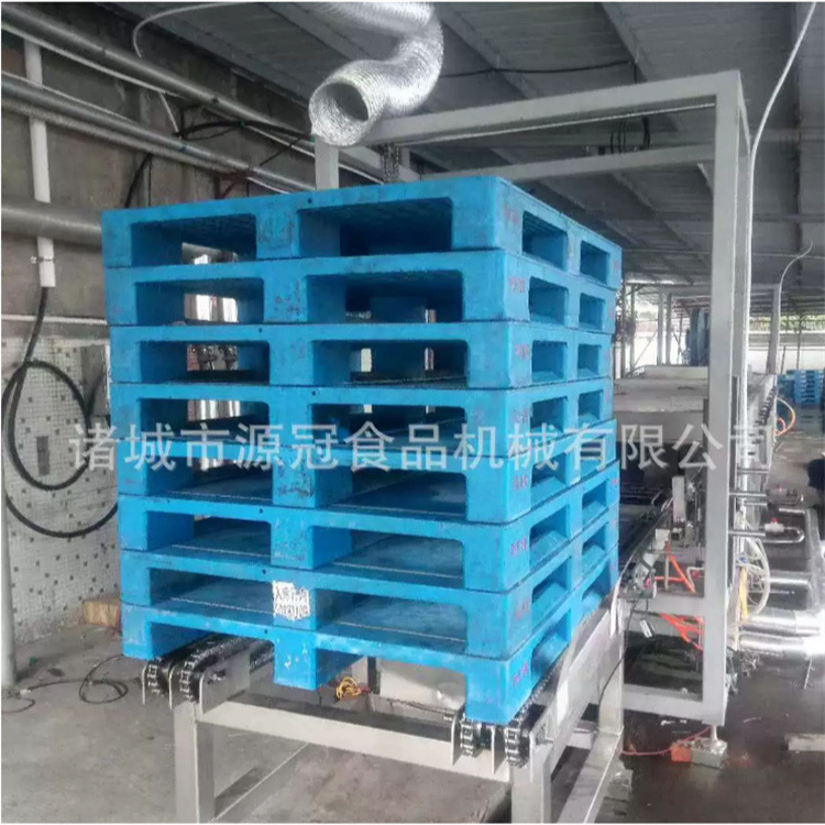 源冠牌洗箱机 天津大型托盘清洗机 塑料筐全自动喷淋式洗筐机