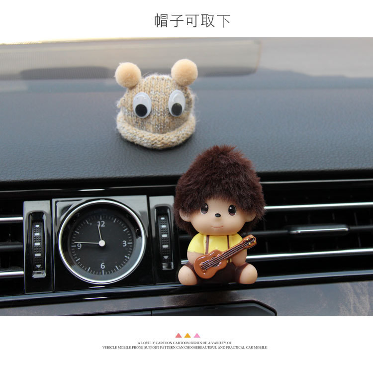 Cute Cartoon Couple Car Accessories Air Outlet Perfume Aromatherapy Car Air Conditioner Fragrance Car Interior Decoration Ornaments for Women