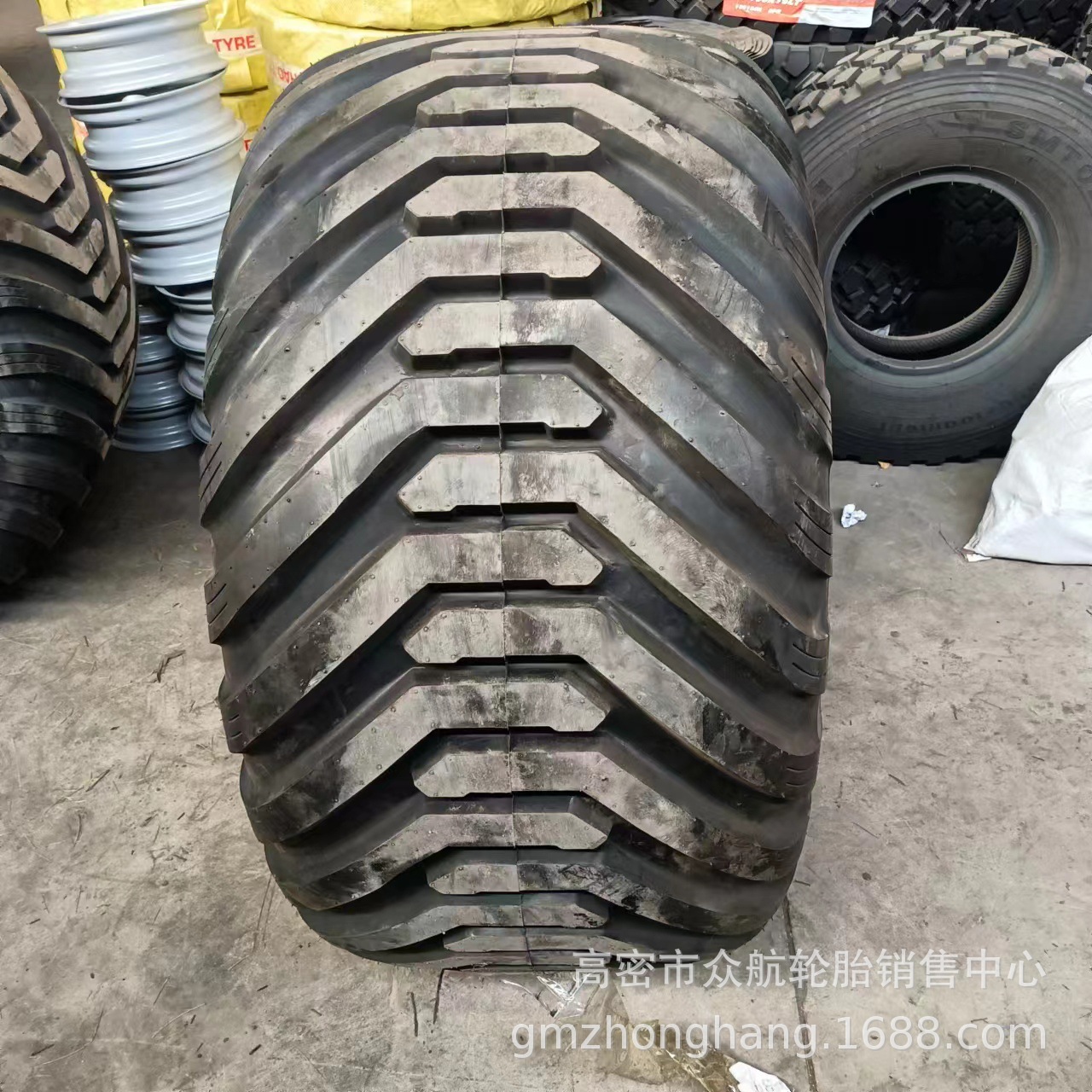 供应农用打捆机轮胎 600/50R22.5  600/50-22.5 林业宽基轮胎