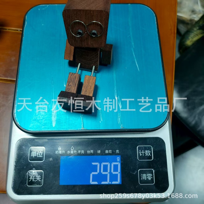 跨境Shaking Feet Wooden Doll抖腿木头人汽车装饰摆件摇腿木头人|undefined