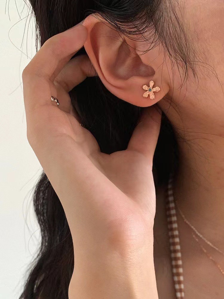 1 Pair 925 Sterling Silver Flower Ear Studs display picture 3