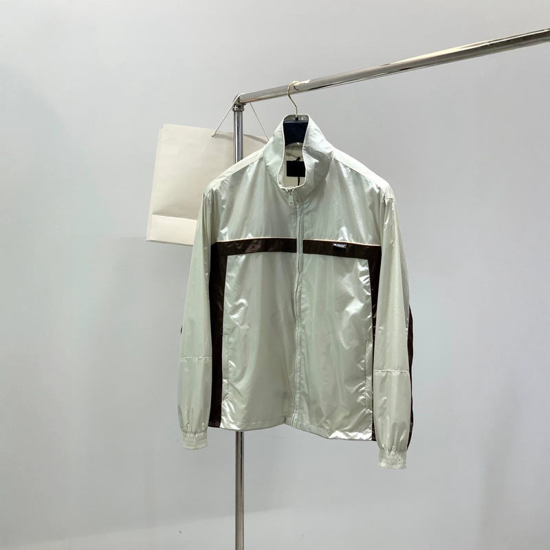 Correct version 2027 Celine Moncler MLB Fall/Winter Miu Miu Prada BLCG triangle logo jacket for men Correct version 2027 Celine Moncler MLB Fall/Winter Miu Miu Prada BLCG triangle logo jacket for men