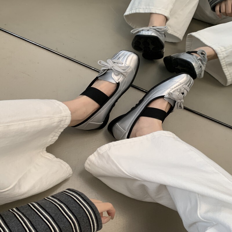 2026 Spring New Designer Patchwork German Training Shoes for Women, Lace-Up Silver Loafers with Hidden Heel, Casual Single Shoes for Women
