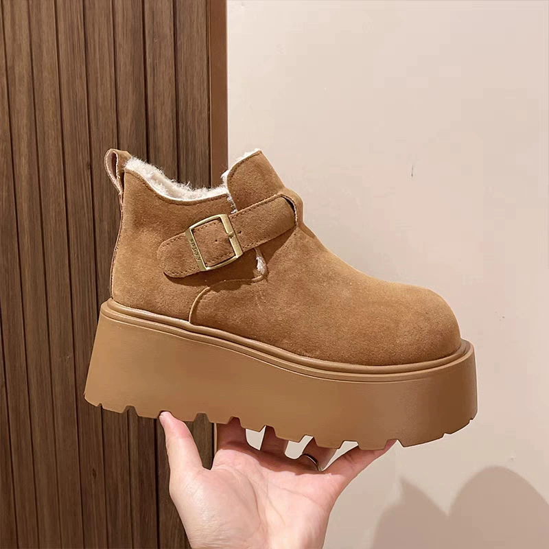 Взрывные удобные короткие сапоги хлопчатобумажные туфли супер толстое дно увеличение 7CM плюс бархатные ботинки для женщин Bokkenn 2024 зимний новый стиль