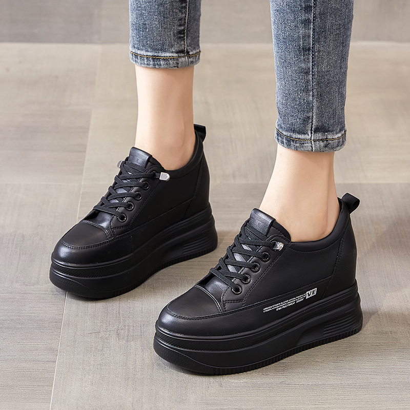 Zapatos de mujer invisibles, zapatos de muffin de cuero super caliente, 10 cm de altura, zapatos blancos con suela gruesa.