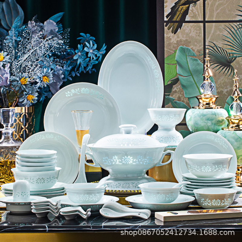 Qing Zheng Cai Jingdezhen set de cubiertos de cerámica de alta temperatura set de platos de porcelana blanca combinación de regalo de lujo ligero