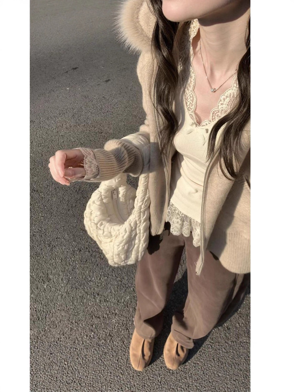 甜辣妹纯欲蕾丝边长袖恤女早秋内搭打底衫修身绝美上衣其他|undefined