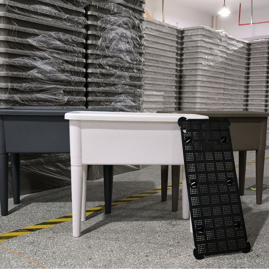 Caja de Plantación Autoabsorbente Elevada de PP con Tapa para Balcón