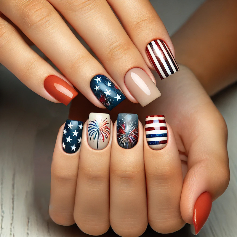 American Independence Day Short Square Wear Nail Nail Nail Pieces Red and Blue Color Stripe Five-pointed Star Fireworks Design False Nail American Independence Day Short Square Wear Nail Nail Nail Pieces Red and Blue Color Stripe Five-pointed Star Fireworks Design False Nail
