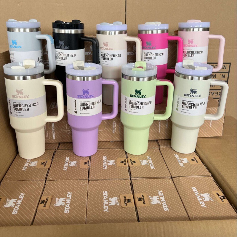 Wholesale Large Quantities of Ready-Made Stanley Stainless Steel Car Thermos Cups with Large Capacity and Good Appearance