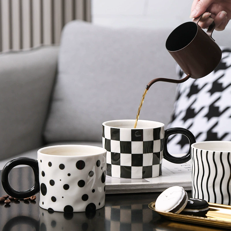 Высококачественная керамическая кофейная чашка в форме кружки, изысканная женская чашка для молока, офисная чашка для воды для пары.