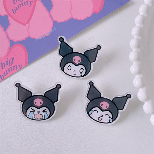 Cute Kuromi brooch girl heart decorative pin badge small pendant cartoon expression trinket