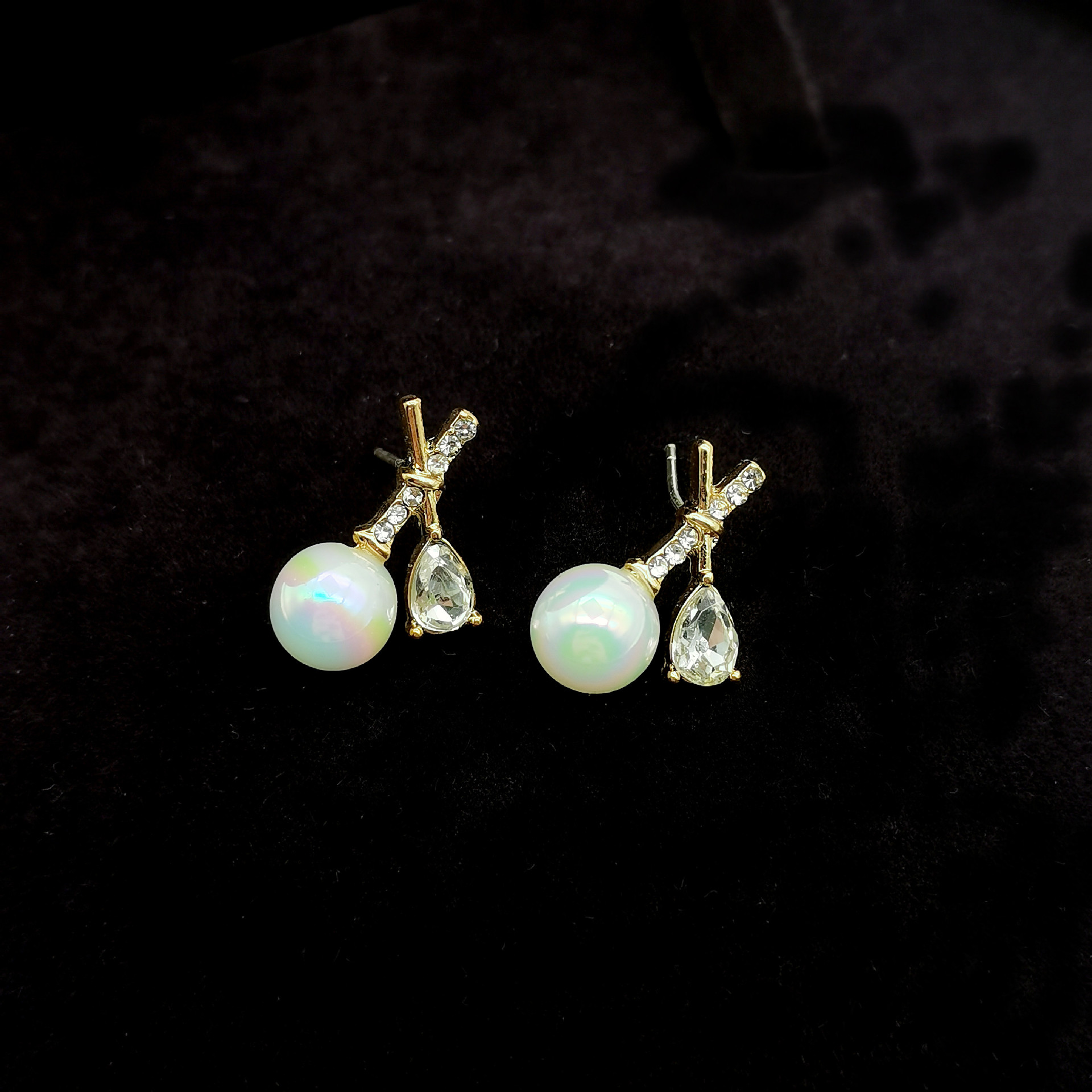 Simple Style Heart Shape Flower Resin Inlay Artificial Pearls Rhinestones Drop Earrings 1 Pair display picture 27
