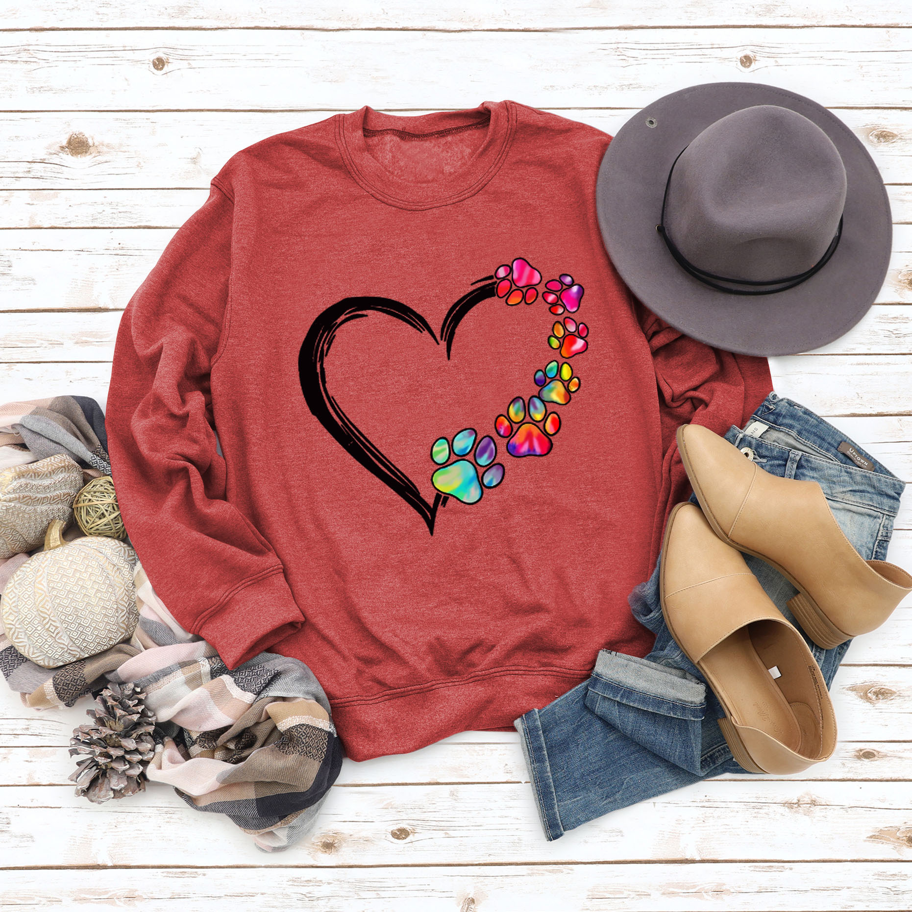 Amazon desea el día de San Valentín europeo y americano Otoño e Invierno tops de mujer Comercio exterior europeo y americano amor perro impreso colorido suéter impreso