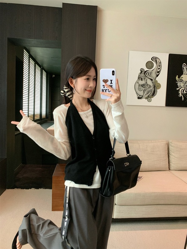 韩系穿搭灰色针织衫挂脖吊带水洗工装休闲裤女2025秋季新款套装潮|undefined