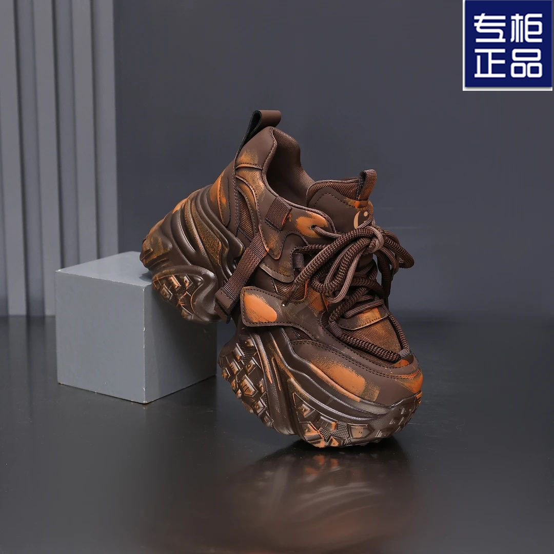 European Style Height-Increasing Dad Shoes for Women 2025 Winter New Popular Fleece-Lined Casual Versatile Thick-Soled Sports Shoes for Women