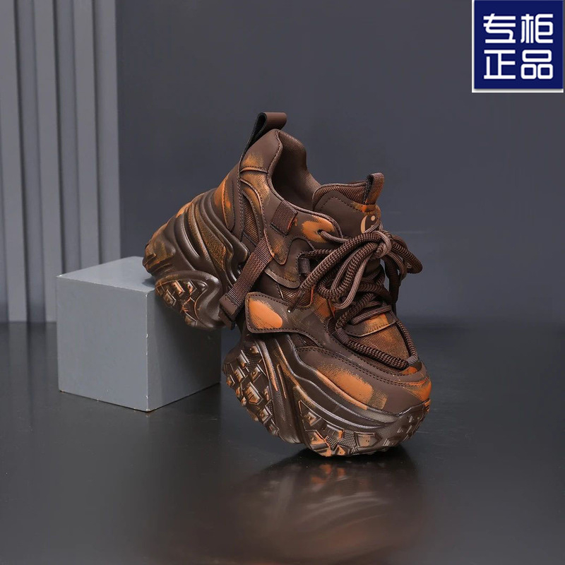 European Style Height-Increasing Dad Shoes for Women 2025 Winter New Popular Fleece-Lined Casual Versatile Thick-Soled Sports Shoes for Women